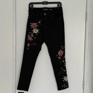 Black Floral Embroidered Women’s Jeans